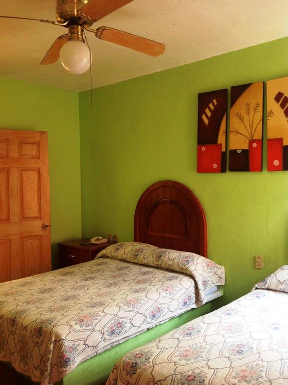Hotel Posada Del Agave Tequila Room photo